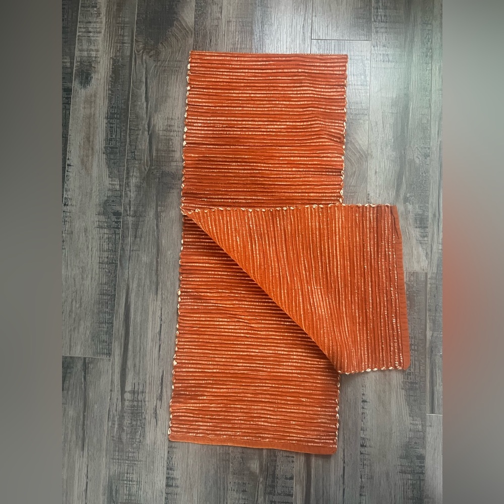 Table Runner